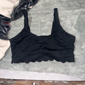 JoyLab Black Scalloped Crop Top